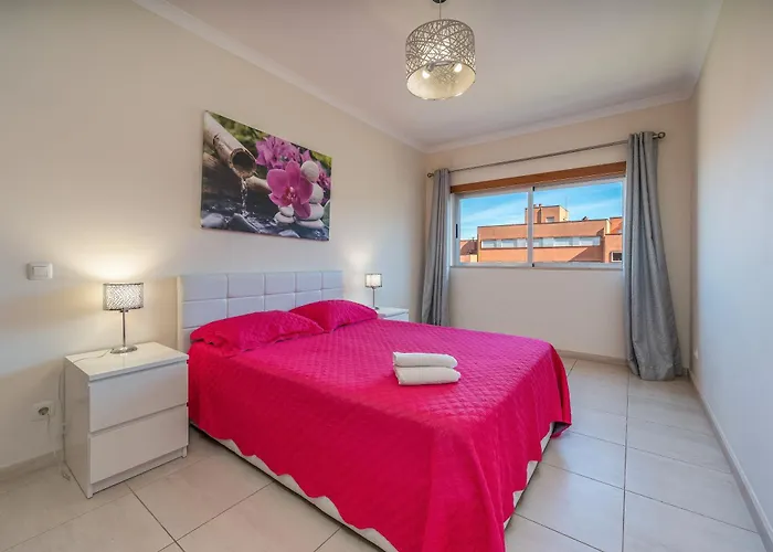 Daire Paraiso Da Rocha *